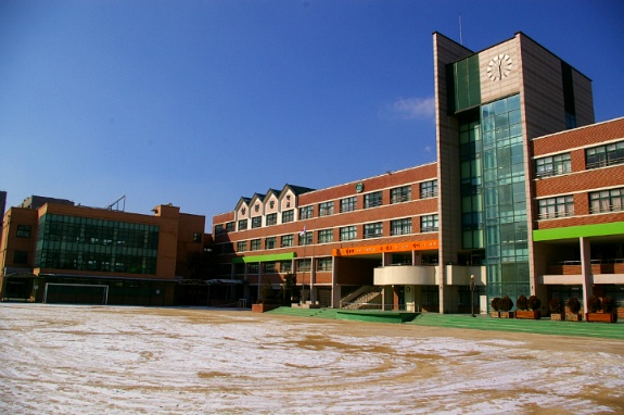 上鳳中学校